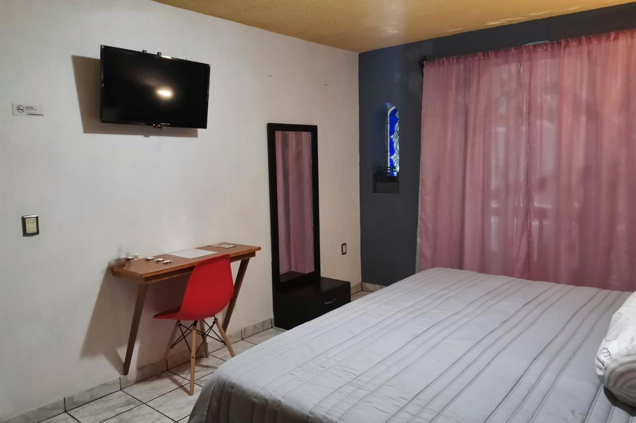 Hotel Boutique Charlotte Arandas Exterior foto